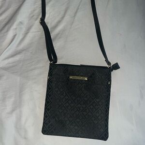 Tommy Hilfiger crossbody